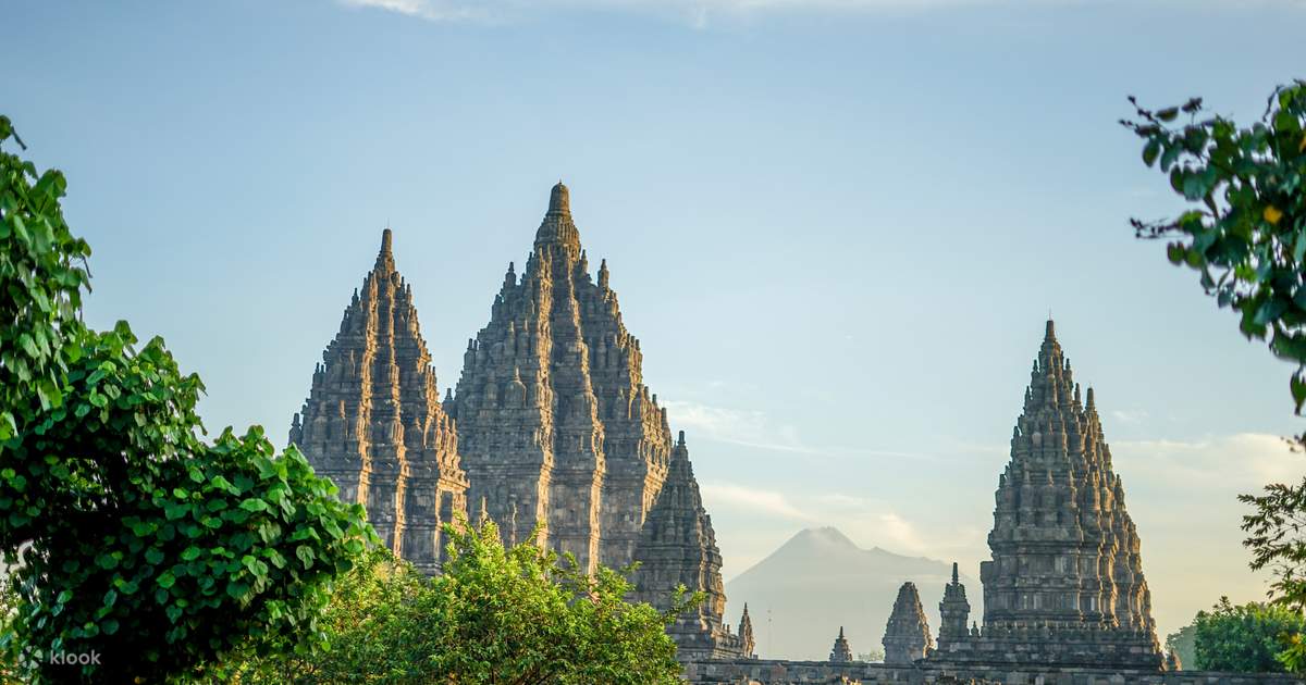 Candi Prambanan Megahnya Arsitektur Hindu Klasik di Jawa Tengah