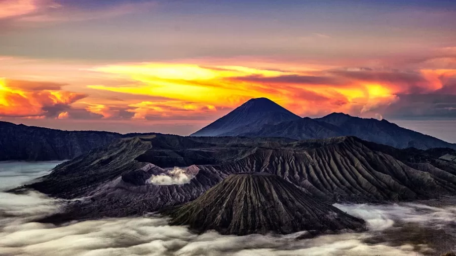 gunung di Indonesia