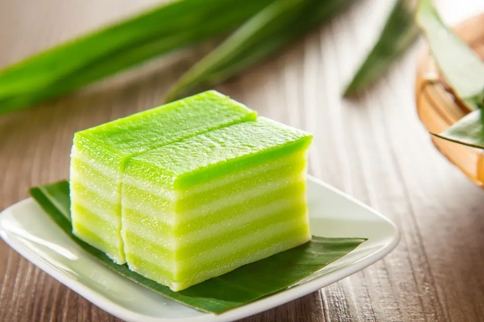 Kue Lapis Pelangi
