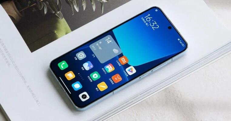 Layar AMOLED 120Hz
