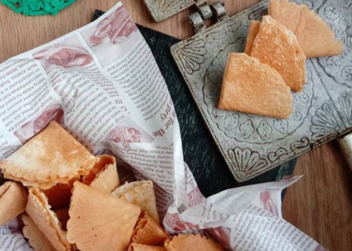 Kue Sapik Khas Minang