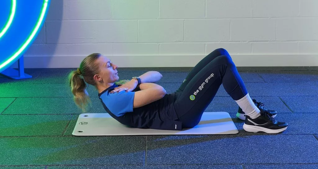 Crunches Workout: Tips Melakukan dengan Benar agar Hasil Maksimal 1 Crunches Workout