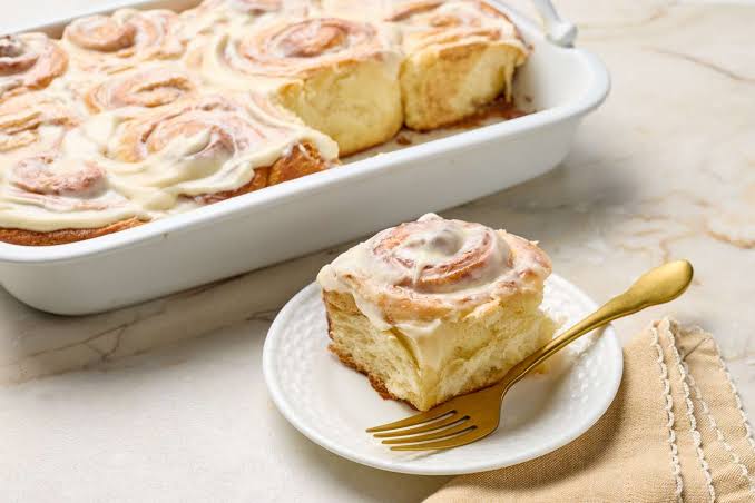 Cinnamon Roll, Roti Manis yang Selalu Menghadirkan Kehangatan dalam Setiap Gigitan 3 Cinnamon Roll