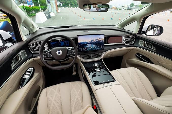 BYD Denza D9, MPV Listrik Premium yang Jadi Sorotan 3 Teknologi Canggih Mendukung Pengalaman Berkendara