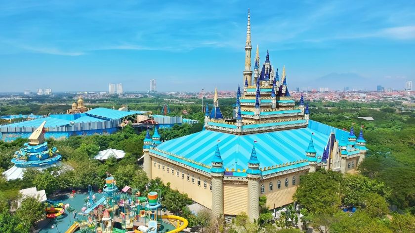 Atlantis Land Surabaya, Wisata Unik untuk Liburan 1 Atlantis Land Surabaya